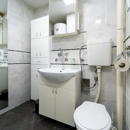 Apartman Sumice Belgrado Esterno foto